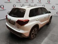 Usata Suzuki Vitara 129 CV (94 kW) 2021 Bianco SUV