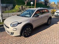 Nuova Fiat 600 Pop 101 CV (74 kW) 2025 Beige SUV