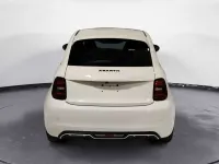 Nuova Abarth 500e 47 kW (64 CV) 2025 Bianco gara Utilitaria
