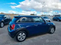 Usata Mini One D Business 95 CV (69 kW) 2015 Blu Utilitaria