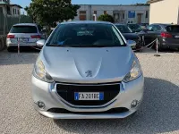 Usata Peugeot 208 Active 91 CV (66 kW) 2015 Grigio Utilitaria