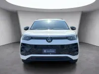 Nuova VW Tayron R-line Plus 193 CV (141 kW) 2026 Bianco / pastello SUV