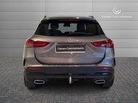 Usata Mercedes GLA180 Premium 116 CV (85 kW) 2022 Grigio montagna SUV