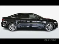 Käytetty Renault Talisman Intens 160 HP (117 kW) 2018 Musta Sedan