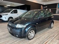 Usata Audi A2 Comfort 75 CV (55 kW) 2002 Blu Utilitaria