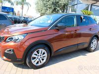 Usata Peugeot 3008 Allure 131 CV (96 kW) 2019 Arancione SUV