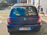 Usata Renault Clio II Dynamique 68 CV (50 kW) 2007 Blu Berlina