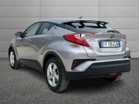 Usata Toyota C-HR Active 122 CV (89 kW) 2016 Grigio SUV