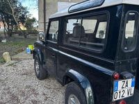 Usata Land Rover Defender 122 CV (89 kW) 2004 Verde SUV