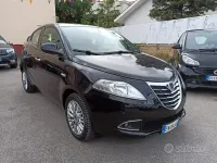 Usata Lancia Ypsilon S 95 CV (69 kW) 2012 Nero Utilitaria