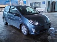 Usado Renault Twingo 65 CV (47 kW) 2010 Gris Utilitario
