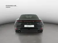 Usata Porsche Panamera 354 CV (260 kW) 2024 2t nero jet metallizzato Utilitaria