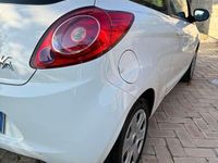 Usata Ford Ka 69 CV (50 kW) 2015 Bianco Berlina
