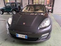 Usata Porsche Panamera 300 CV (220 kW) 2011 Grigio Berlina