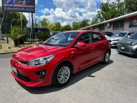 Usata Kia Rio Style 101 CV (74 kW) 2021 Rosso Berlina