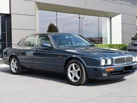 Usata Jaguar XJ6 Sovereign 241 CV (177 kW) 1996 Blu/azzurro Berlina