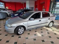 Usata Opel Astra Elegance 75 CV (55 kW) 2002 Grigio Berlina