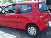 Usata Renault Laguna III 140 CV (102 kW) 2009 Rosso Berlina