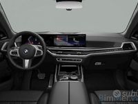 Ny BMW X7 Efficient Dynamics 2025 Svart SUV