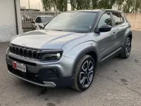Usado Jeep Avenger Summit 101 CV (74 kW) 2023 Gris SUV