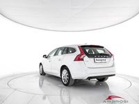 usata Volvo V60 D2 1.6 Powershift Momentum del 2014 usata a Corciano