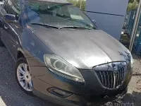 Usata Lancia Delta 105 CV (77 kW) 2008 Grigio Utilitaria