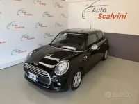 Usata Mini One D 95 CV (69 kW) 2015 Nero Utilitaria