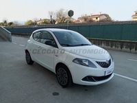 usata Lancia Ypsilon III 2021 1.0 firefly hybrid Gold s&s 70cv 5p.ti