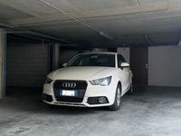 usata Audi A1 Sportback 1.6 tdi Attraction 90cv