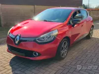 Usata Renault Clio IV 73 CV (53 kW) 2015 Rosso Berlina