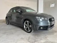 Usado Audi A1 Ambition 105 CV (77 kW) 2011 Gris Utilitario