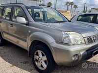 Usata Nissan X-Trail 136 CV (100 kW) 2006 Grigio SUV