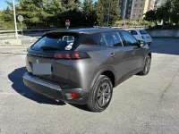 Usado Peugeot 2008 Allure 100 HP (73 kW) 2023 Cinzento SUV