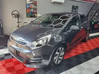 Usata Kia Rio 90 CV (66 kW) 2015 Platinum graphite metallic Berlina