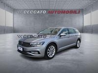 Usata VW Passat Business 150 CV (110 kW) 2023 Argento Station wagon