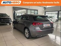 Usata Mercedes A180 116 CV (85 kW) 2019 Argento Berlina