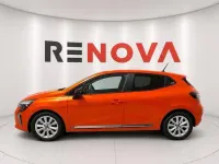 Usata Renault Clio V Evolution 143 CV (105 kW) 2024 Arancione Utilitaria
