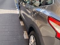 Usata Nissan Qashqai Tekna 116 CV (85 kW) 2016 Grigio SUV