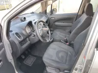 Usata Opel Agila Enjoy 65 CV (47 kW) 2010 Utilitaria