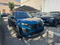 Usata Peugeot 2008 Allure 136 CV (100 kW) 2025 Blu metallizzato SUV