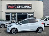 Usata Ford Fiesta ST-Line 86 CV (63 kW) 2018 Bianco Utilitaria