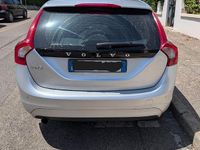 Usata Volvo V60 Kinetic 120 CV (88 kW) 2016 Grigio Station wagon