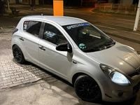 Usata Hyundai i20 78 CV (57 kW) 2010 Grigio Utilitaria