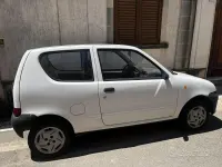 Usata Fiat 600 39 CV (28 kW) 2000 Bianco Berlina