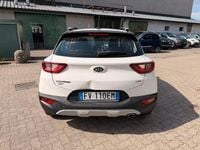 Usata Kia Stonic 120 CV (88 kW) 2019 Bianco SUV