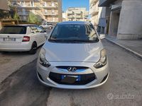 Usata Hyundai ix20 Comfort 90 CV (66 kW) 2011 Argento Utilitaria