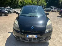 Usata Renault Scenic E-Tech Luxe 110 CV (80 kW) 2011 Nero Monovolume