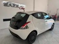 Usata Lancia Ypsilon 69 CV (50 kW) 2013 Bianco Utilitaria