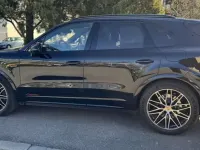 Gebraucht Porsche Cayenne 305 PS (224 kW) 2024 Schwarz SUV