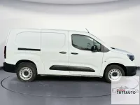 Usata Opel Combo 101 CV (74 kW) 2022 Bianco Monovolume